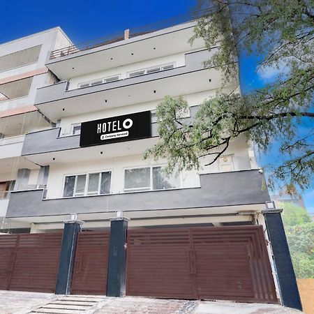 Super Hotel O Sector 43 Gurgaon Exterior foto