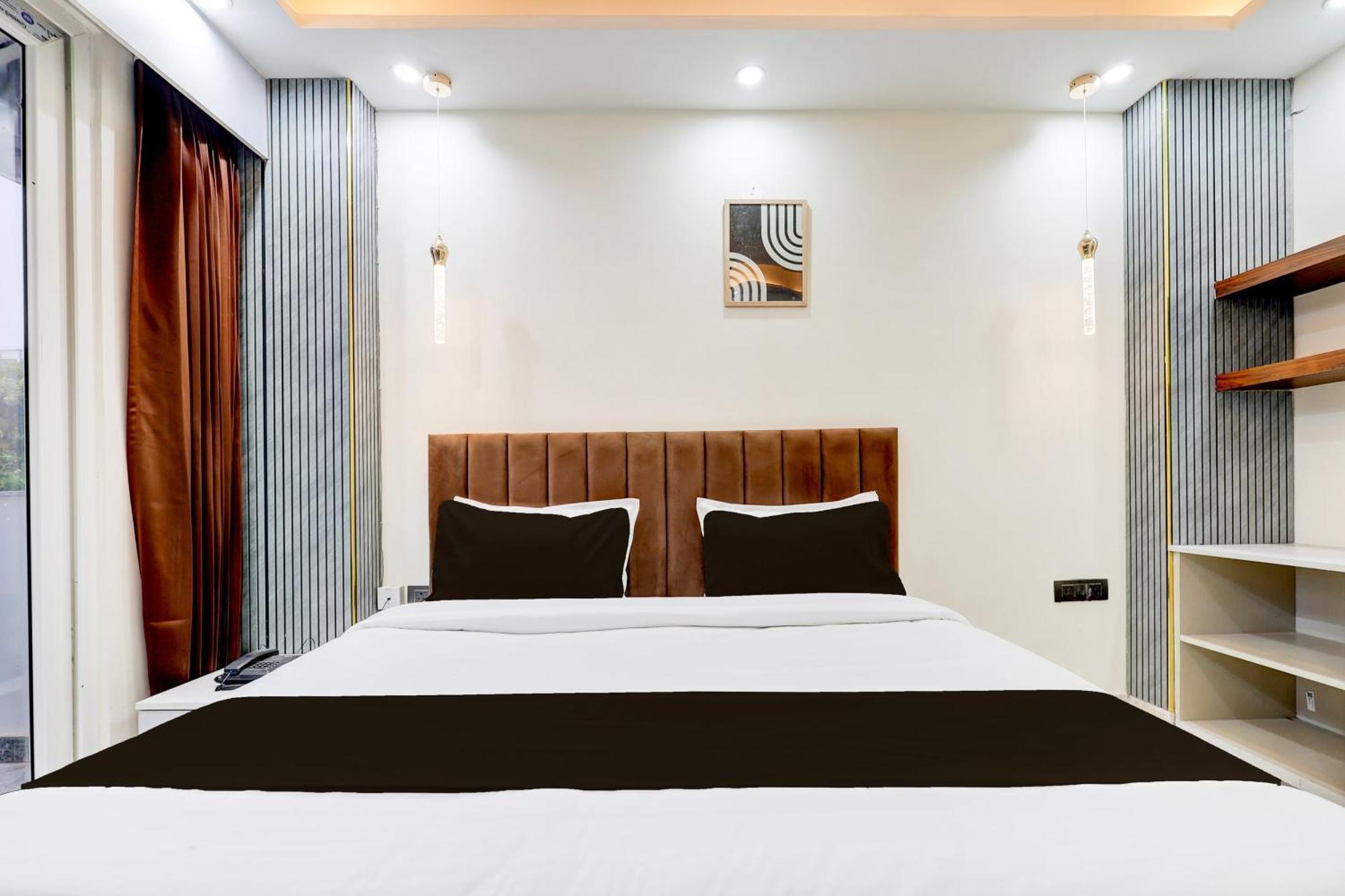 Super Hotel O Sector 43 Gurgaon Exterior foto