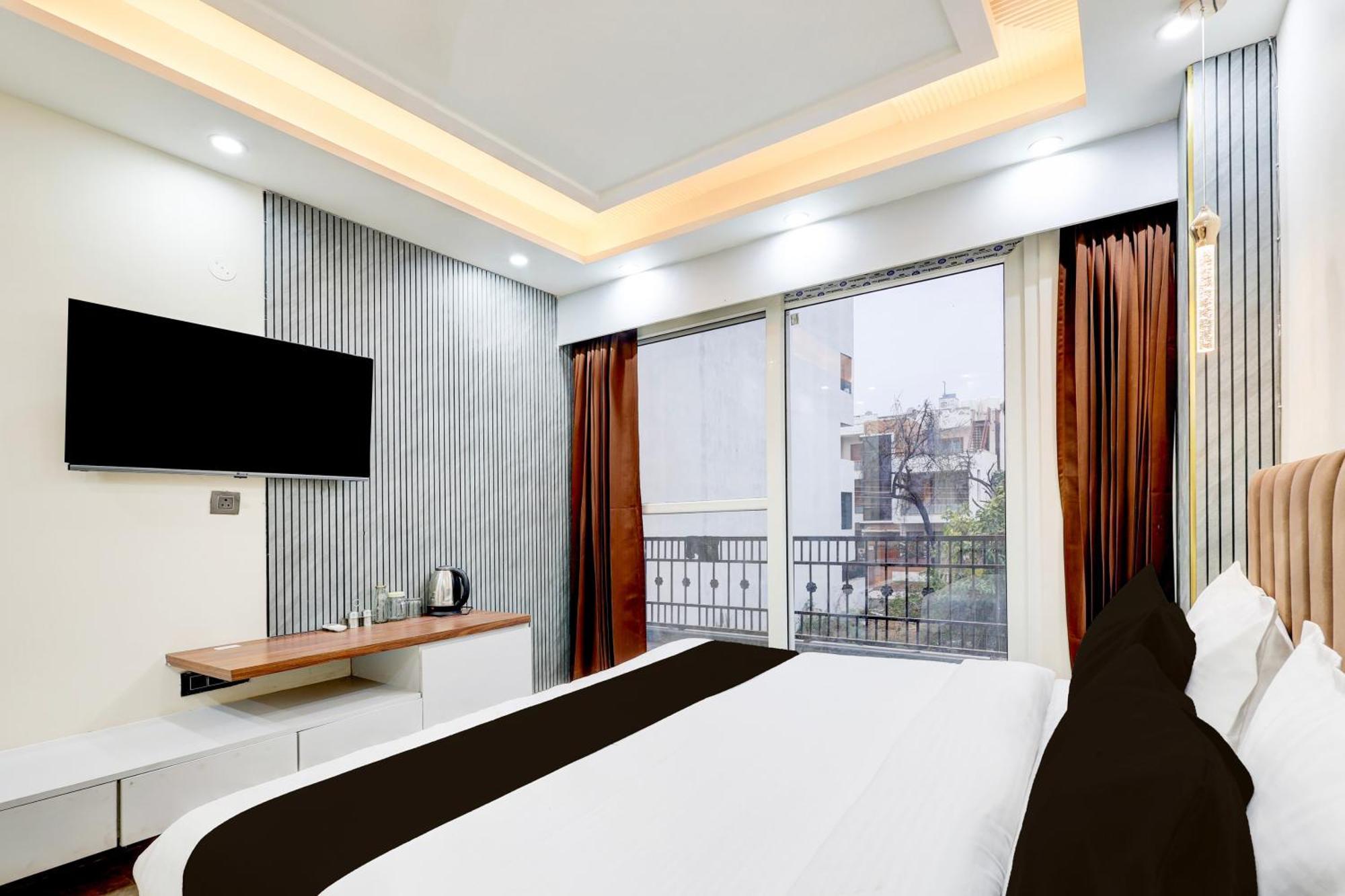 Super Hotel O Sector 43 Gurgaon Exterior foto